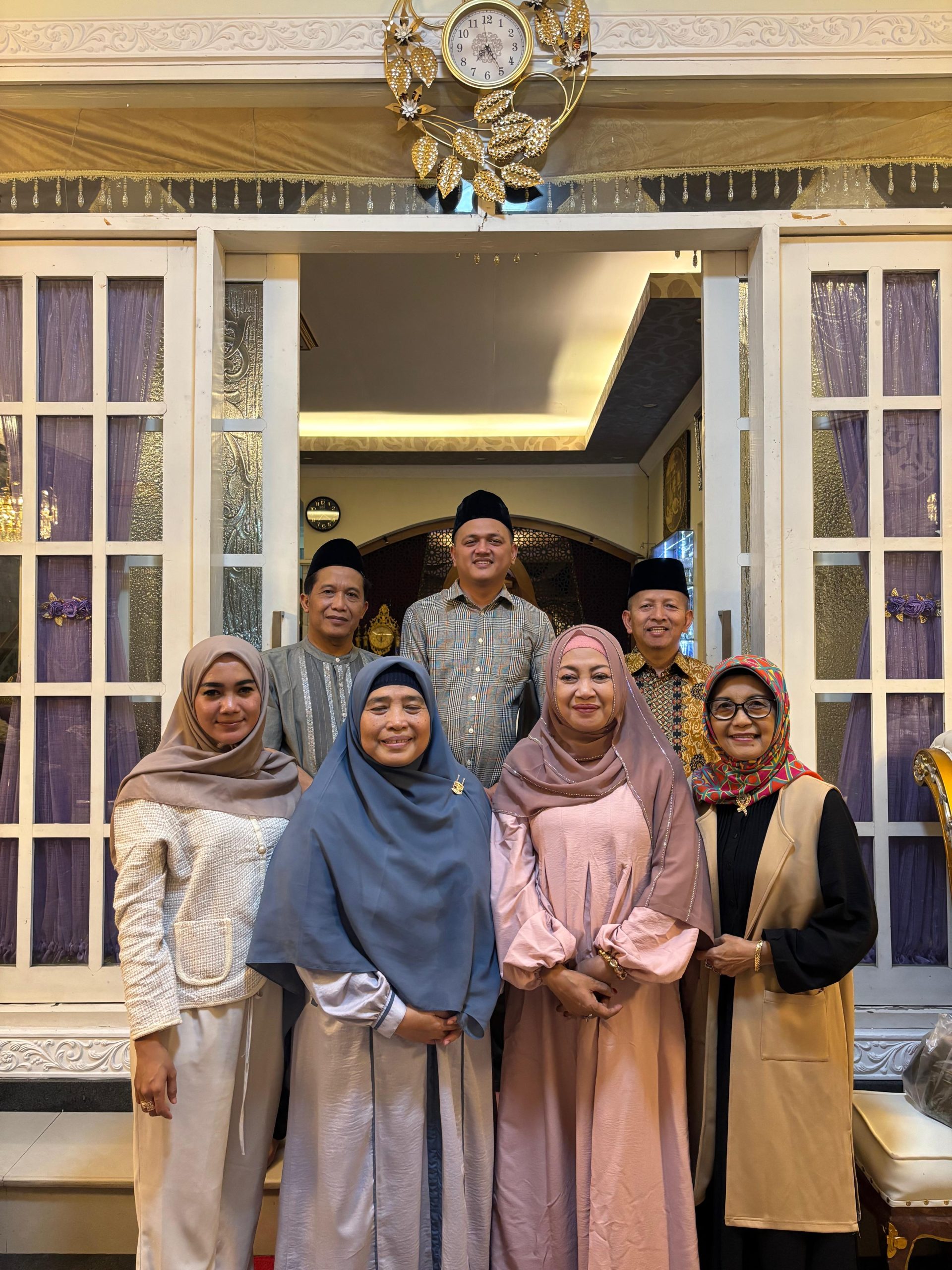 Zulfikar Anggota DPRD Prov. Bali bersama Panitia STQH XXVII Tingkat Provinsi Bali Tahun 2025. 