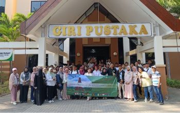 Mahasiswa Internasional BIPA UPN Veteran Jawa Timur Eksplorasi Warisan Majapahit dalam Darmawisata Kampung Majapahit Bejijong 4 IMG 20251021 WA0004