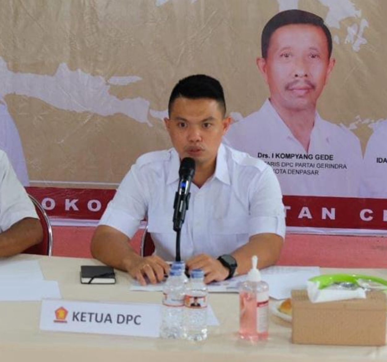 Ida Bagus Yoga Adi Putra (Gus Yoga) Wakil Ketua DPRD Kota Denpasar sekaligus Ketua DPC Partai Gerindra Kota Denpasar. 