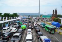 Kendaraan macet di pelabuhan gilimanuk saat musim mudik lebaran 2026. Foto: Dokumentasi ASDP 