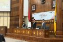 Anggota DPRD Prov. Bali, Zulfikar Wijaya bersama Kementerian Haji dan Umroh di Bali saat pelepasan jama'ah haji dan umroh, (25/5).