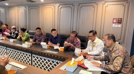 Pansus Trap DPRD Prov. Bali saat berkonsultasi bersama Kementerian Kebudayaan Republik Indonesia di Kantor Kementerian Kebudyaan RI, (5/5). Foto: Istimewa/Okedaily.com