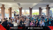 Anggota DPRD Provinsi Bali, Zulfikar Wijaya, menggelar kegiatan bertema “Penguatan Peran Sosial Generasi Muda dalam Menjawab Tantangan Perubahan Ekonomi dan Dinamika Masyarakat Pedesaan” pada 21 Mei 2026 di Banjar Tegallinggih, Pemecutan, Denpasar Barat. Foto: Okedaily.com