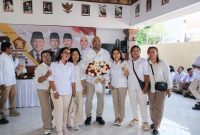 De Gadjah bersama kader-kader perempuan Gerindra di Bali. Foto: Gerindra Bali