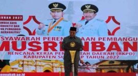 Wakil Ketua DPRD Kabupaten Sumenep, H. Dul Siam, memberikan sambutan dalam Musrembang RKPD 2027 di Pendopo Agung Keraton Sumenep. ©okedaily.com