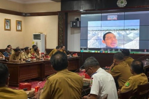 Kegiatan HLM PAD 2026 ini menjadi momentum penting bagi Pemkab Sumenep dalam menyusun strategi peningkatan PAD yang modern, transparan, dan berkelanjutan demi memperkuat kemandirian fiskal daerah. ©okedaily.com/ist