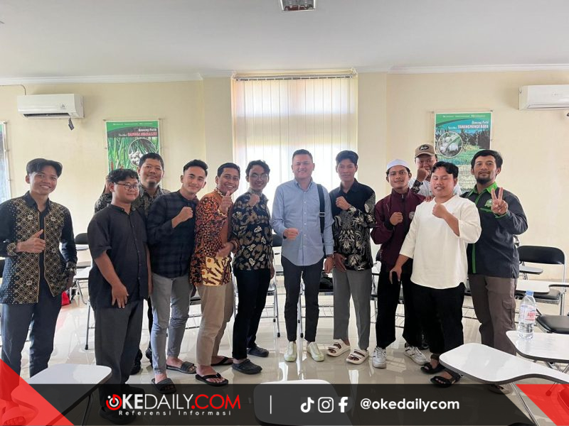 Zulfikar Wijaya Anggota DPRD Prov. Bali bersama Pemuda Islam Denpasar. 