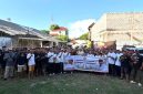 Gerindra Bali berbagi Babi menjelang Galungan kepada Relawan di Denpasar, (15/6). 