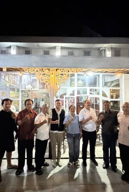 PAKASA Bali Gelar Diskusi Budaya dan Ekonomi, Zulfikar Wijaya: Bali Rumah Bersama yang Harus Dijaga