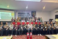 Sesi foto bersama pada pelatihan dan sertifikasi mitigasi risiko operasi K3 yang digelar oleh FKM UIN Sumut. ©okedaily.com
