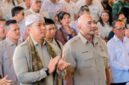 Keterangan foto:
Ketua DPN HKTI/Kepala BGN Sudaryono (kiri) bersama Ketua DPD HKTI Bali Made Muliawan Arya (De Gadjah) saat acara pelantikan pengurus HKTI di Bali. Foto: Istimewa.
