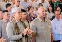 Keterangan foto:Ketua DPN HKTI/Kepala BGN Sudaryono (kiri) bersama Ketua DPD HKTI Bali Made Muliawan Arya (De Gadjah) saat acara pelantikan pengurus HKTI di Bali. Foto: Istimewa.