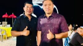 Keterangan foto:
Ketua DPN HKTI/Kepala BGN Sudaryono (kanan) berfoto bersama I Gede Tommy Sumertha Anggota DPRD Kota Denpasar. Foto: Istimewa.