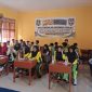 Hari pertama MPLS di SMPN 1 Nonggunong berlangsung hangat dan penuh kekeluargaan. Dengan pendekatan ramah, kegiatan ini bertujuan menanamkan nilai disiplin, toleransi, dan semangat gotong royong agar siswa baru cepat beradaptasi di lingkungan sekolah. ©okedaily.com