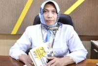 KPRI RSUD dr. H. Moh. Anwar Sumenep meraih penghargaan koperasi sehat. Capaian ini jadi bukti tata kelola koperasi karyawan yang profesional dan transparan. ©okedaily.com [Foto: Direktur dr. Hj. Erliyati, M.Kes.]