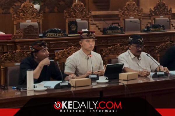 Gus Yoga (tengah) saat menyampaikan dorongan perluasan relaksasi BPHTB bagi pembeli rumah pertama dari kalangan generasi muda di Kota Denpasar. ©okedaily.com [Foto: Istimewa]