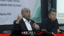 Ketua Dewan Penasehat SMSI Jatim, Prof. Ahmad Riyadh pada dialog nasional. Ia menegaskan SMSI harus menjadi jembatan penghubung antara arus keuangan global dengan penguatan ekonomi desa. ®okedaily.com [Foto: Dokumentasi SMSI]