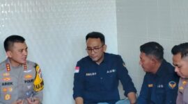 Ketua AJS memberikan apresiasi kepada Kapolresta Sumenep atas sikap tegas dalam memproses anggota yang terlibat masalah. Ia menilai langkah ini penting untuk menjaga marwah institusi Polri. ®okedaily.com [Foto: Istimewa]