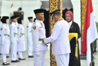 Anggota Paskibraka Kabupaten Sumenep Tahun 2026 resmi dikukuhkan. Pengukuhan dipimpin langsung oleh Bupati Sumenep, Dr. H. Achmad Fauzi Wongsojudo. ®okedaily.com