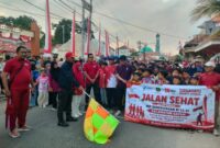Pelepasan peserta JJS dalam rangka semarak HUT ke-81 Kemerdekaan RI oleh Camat Gayam. ®okedaily.com [Foto: Hasan Al-Hakiki]