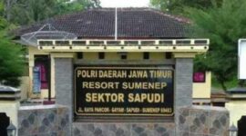 Memasuki hari kelima, pelaku pembacokan terhadap Sumarhadi di Pulau Sapudi, Sumenep, masih belum ditemukan dan masih diburu polisi. ®okedaily.com [Foto: Istimewa]