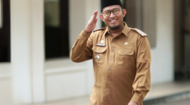 Bupati Sumenep, Dr. H. Achmad Fauzi Wongsojudo, memberikan keringanan tunggakan PBB-P2. Pokok pajak dipotong hingga 95 persen untuk meringankan beban wajib pajak. ®okedaily.com [Foto: Istimewa]