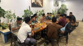 Bersatu Selamatkan Pulau. Alumni Aktivis Cipayung Plus Sapudi bersatu soroti ancaman tambang migas di Pulau Sapudi, Sumenep. ®okedaily.com [Foto: Mas'udi]