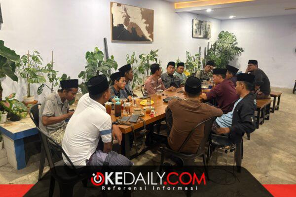 Bersatu Selamatkan Pulau. Alumni Aktivis Cipayung Plus Sapudi bersatu soroti ancaman tambang migas di Pulau Sapudi, Sumenep. ®okedaily.com [Foto: Mas'udi]