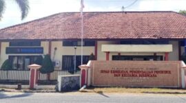 Pengangkatan Hanny Agus Andrian, S.T. sebagai Kepala Bidang Sumber Daya Kesehatan Dinkes P2KB kini dipertanyakan dari aspek kesesuaian standar kompetensi jabatan. ®okedaily.com [Foto: Istimewa]