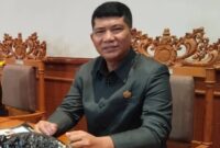 Anggota DPRD Denpasar, I Gede Tommy Sumertha, mendorong penguatan sinergitas pemerintah pusat dan daerah untuk mempercepat pelaksanaan berbagai program pembangunan yang menyentuh kebutuhan masyarakat. ®okedaily.com [Foto: Istimewa]