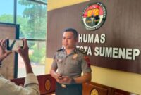 Ps. Kasi Humas Polresta Sumenep, IPDA Ardan menyampaikan telah berhasil mengamankan pria berinisial MR dalam penanganan kasus dugaan pencabulan terhadap anak di wilayah Kepulauan Kangean. ®okedaily.com [Foto: Istimewa]